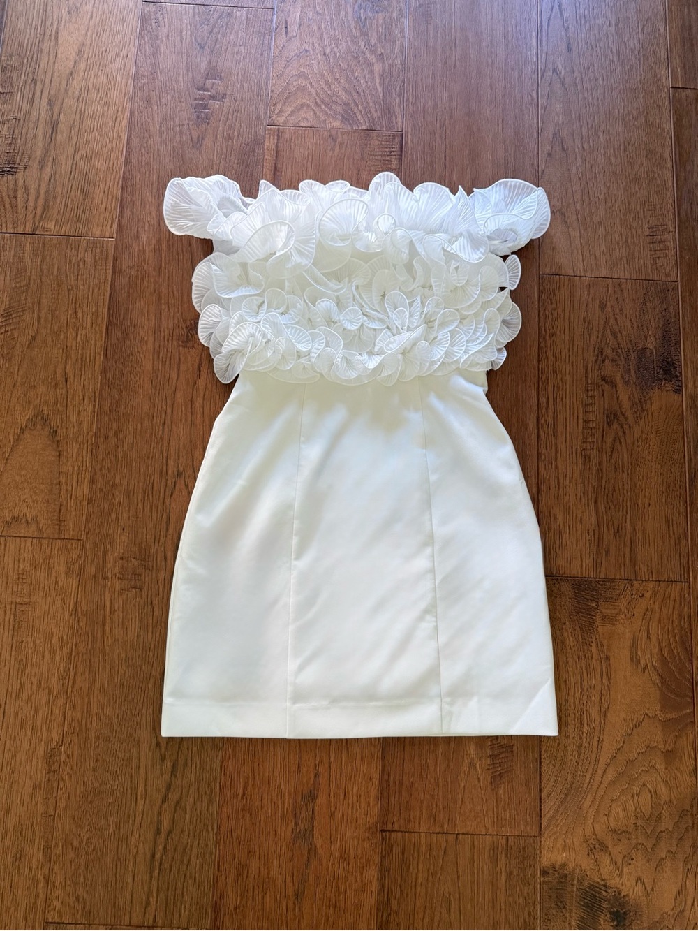 Zara - Beautiful mini dress with ruffles